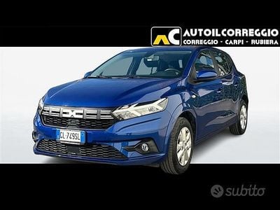 Blu scuro Usata 2022 Dacia Sandero Comfort Berlina | 11.900 € (Buon prezzo)