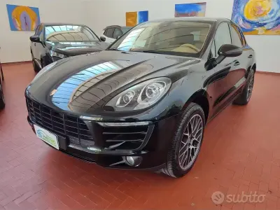 Usata Porsche Macan 250 CV (183 kW) 2015 Nero SUV