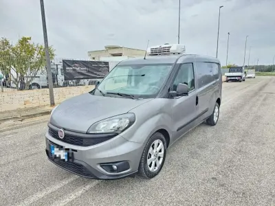 Usata Fiat Doblò Lounge 120 CV (88 kW) 2020 Grigio Monovolume