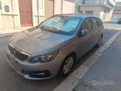 Usata Peugeot 308 SW 102 CV (75 kW) 2019 Grigio Station wagon