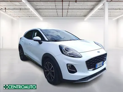 Usata Ford Puma Titanium S 125 CV (91 kW) 2021 Bianco pastello SUV