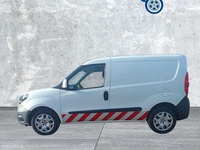 Usata Fiat Doblò Lounge 120 CV (88 kW) 2020 Bianco Monovolume