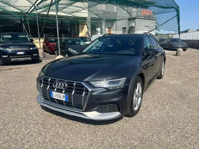 Usata Audi A6 Allroad 204 CV (150 kW) 2022 Grigio manhattan Station wagon