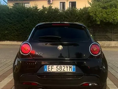 Usata Alfa Romeo MiTo 120 CV (88 kW) 2011 Nero Utilitaria