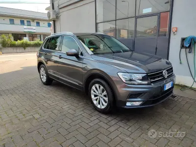 Usata VW Tiguan Business 150 CV (110 kW) 2016 Grigio SUV