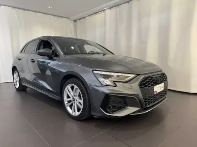 Usata Audi A3 S-Line 204 CV (150 kW) 2022 Grigio Berlina