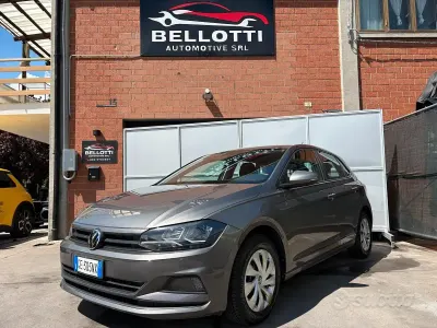 Usata VW Polo 90 CV (66 kW) 2021 Grigio Utilitaria