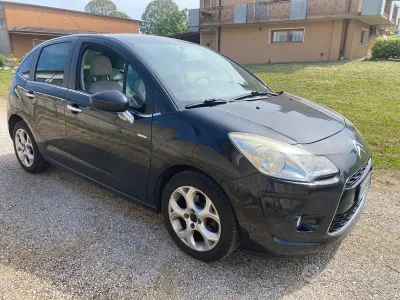 Usata Citroën C3 Exclusive 70 CV (51 kW) 2010 Nero Berlina
