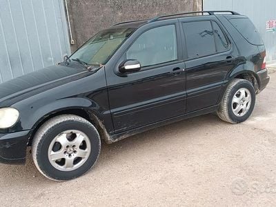 Usata Mercedes ML270 163 CV (119 kW) 2002 SUV