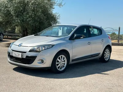Usata Renault Mégane GT Line GT-Line 110 CV (80 kW) 2011 Grigio Berlina