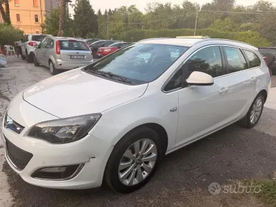 Usata Opel Astra S 110 CV (80 kW) 2016 Bianco Station wagon
