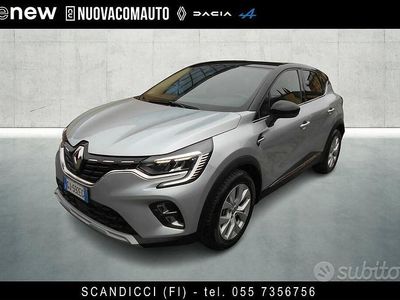 Usata Renault Captur Intens 160 CV (117 kW) 2022 Argento SUV