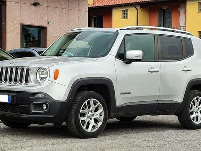 Usata Jeep Renegade Limited 140 CV (102 kW) 2015 Grigio SUV