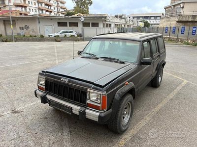 Usata Jeep Cherokee Limited 1991 Nero SUV