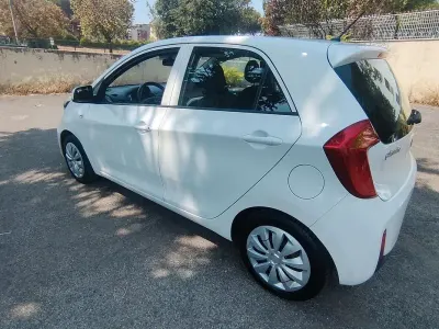 Usata Kia Picanto 67 CV (49 kW) 2016 Bianco Utilitaria
