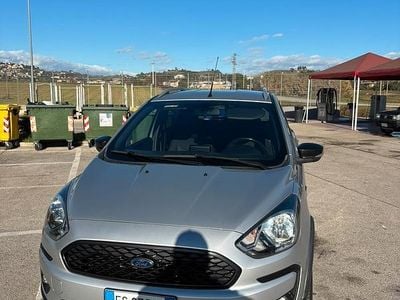 Begagnad Ford Ka Plus Active 86 HK (63 kW) 2018 Grå Halvkombi