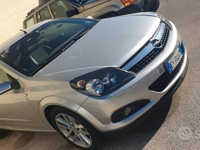 Usata 2006 Opel Astra Cabriolet Cosmo Cabrio | 3900 € (Ottimo prezzo)