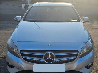 Usata Mercedes A180 2014 Grigio Utilitaria