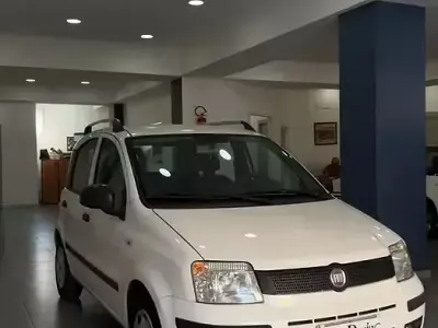 Usata Fiat Panda Classica 69 CV (50 kW) 2012 Bianco Utilitaria