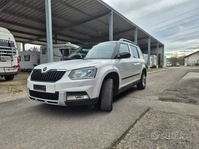 Usata Skoda Yeti 110 CV (80 kW) 2015 Bianco SUV