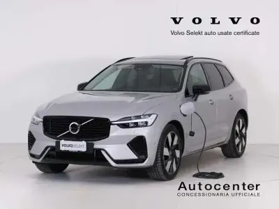 Usata Volvo XC60 Ultra 253 CV (186 kW) 2024 Argento SUV