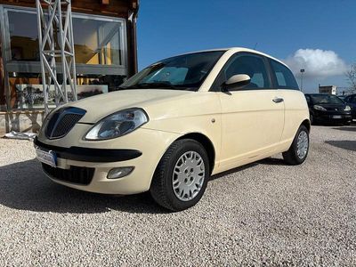Usata Lancia Ypsilon 80 CV (58 kW) 2006 Beige Utilitaria