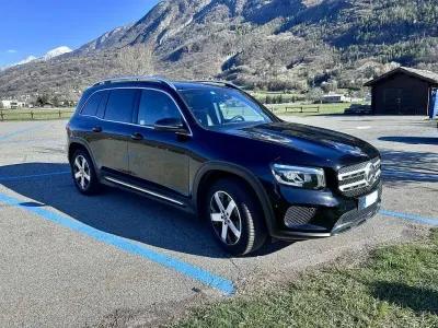 Usata Mercedes GLB200 150 CV (110 kW) 2020 SUV