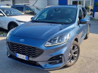 Usata Ford Kuga ST-Line 120 CV (88 kW) 2022 Chrome blu SUV