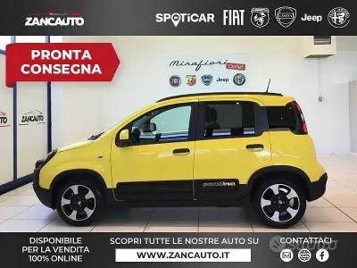 Nuevo Fiat Panda Cross 65 CV (47 kW) 2026 Amarillo Utilitario
