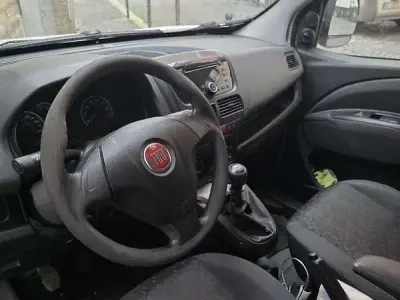 Usata Fiat Doblò 116 CV (85 kW) 2011 Bianco Monovolume