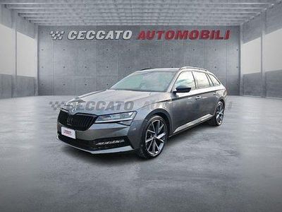 Usata Skoda Superb SportLine 200 CV (147 kW) 2023 Grigio Station wagon