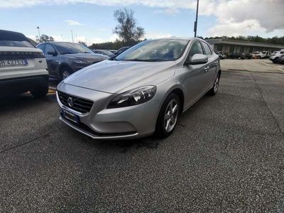 usata Volvo V40 2.0 d2 Momentum geartronic