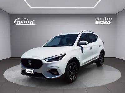 Usata MG ZS Luxury 106 CV (77 kW) 2024 Bianco SUV