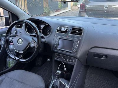 Usata VW Polo Comfortline 75 CV (55 kW) 2015 Berlina
