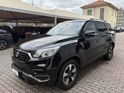 Gebraucht SsangYong Rexton 181 PS (133 kW) 2019 Schwarz SUV