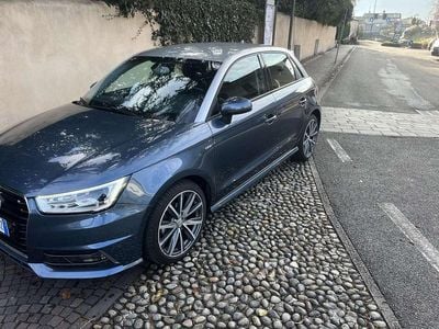 Usata Audi A1 Sportback Ambiente 95 CV (69 kW) 2016 Blu/azzurro Utilitaria