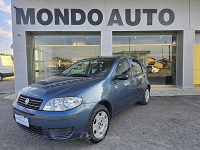 Usata Fiat Punto 60 CV (44 kW) 2004 Blu Utilitaria