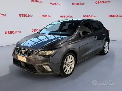 Käytetty Seat Ibiza FR 95 HP (69 kW) 2025 Harmaa Viistoperä