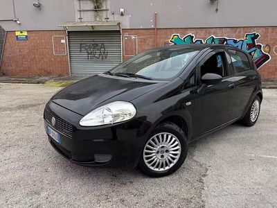 Usata Fiat Grande Punto Dynamic 75 CV (55 kW) 2007 Nero Utilitaria