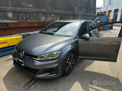 Usata VW Golf VII GTD 184 CV (135 kW) 2017 Grigio Berlina