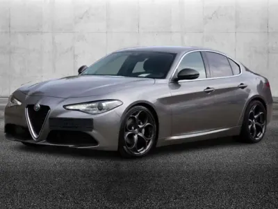 Usata Alfa Romeo Giulia Super 201 CV (147 kW) 2020 Grigio metallizzato Berlina