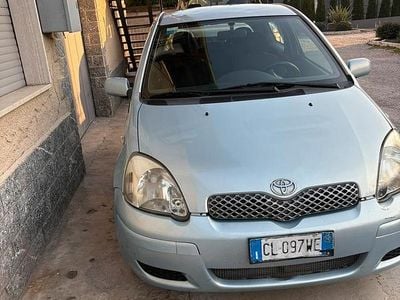 Usata Toyota Yaris 2004