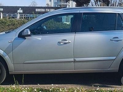 Usata Opel Astra 101 CV (74 kW) 2005 Grigio Station wagon