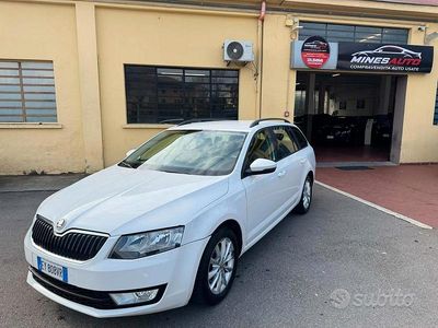 Usata Skoda Octavia 110 CV (80 kW) 2015 Bianco Utilitaria