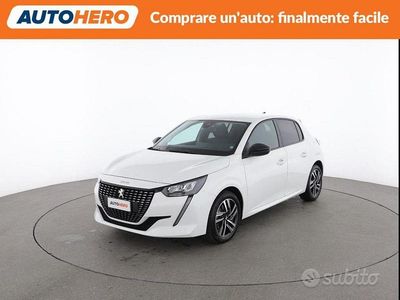 Usata Peugeot 208 Allure 101 CV (74 kW) 2022 Bianco Utilitaria