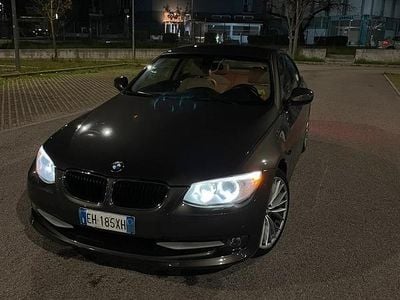 Begagnad BMW 320 184 HK (135 kW) 2011 Grå Sportkupé