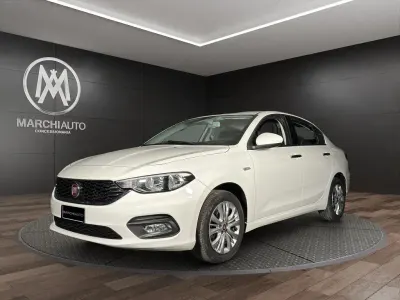 Usata Fiat Tipo Opening Edition 120 CV (88 kW) 2016 Bronzo metallizzato Berlina