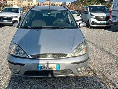 Usata Ford Focus Zetec 116 CV (85 kW) 2003 Grigio Station wagon