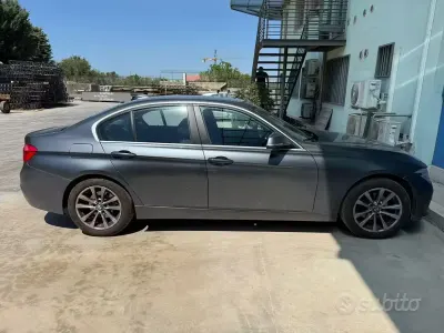Usata BMW 316 Advantage 116 CV (85 kW) 2017 Grigio Berlina