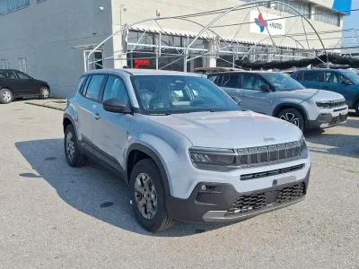 Nuova Jeep Avenger Longitude 110 CV (80 kW) 2025 Grigio SUV